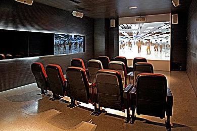 《城堡毁灭者》十几年后突然迎来大规模DLC更新